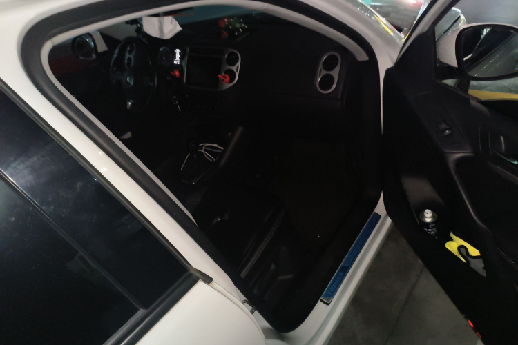 大众 途观 2017款 300TSI 自动两驱丝绸之路舒适版局部细节9005