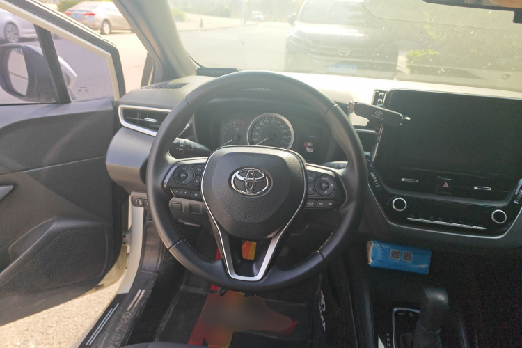 丰田 雷凌 2019款 185T CVT豪华版 国VI中控内饰13