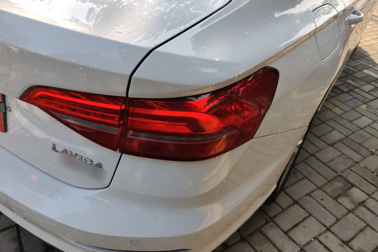 大众 朗逸 2019款 280TSI DSG舒适版 国VI车身外观9