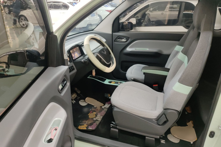 五菱汽车 宏光MINIEV 2021款 马卡龙臻享款 磷酸铁锂中控内饰20