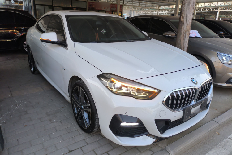 宝马2系(进口) 2021款 225i 四门轿跑车 M运动套装车身外观3