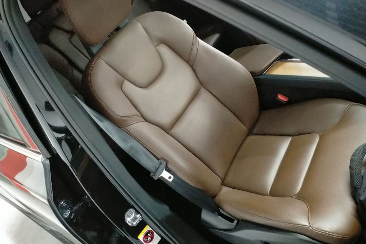 沃尔沃XC90 2021款 B5 智行豪华版 7座局部细节41