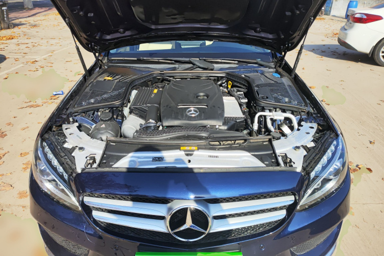 奔驰C级 2016款 C 200 L 运动型机舱底盘24