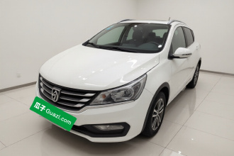 宝骏310 2016款 1.2L 手动豪华型