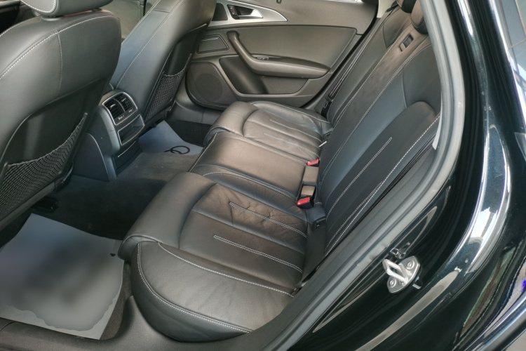 奥迪A6L 2018款 30周年年型 TFSI 进取型中控内饰21