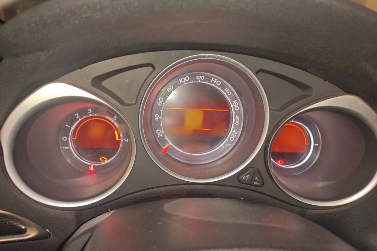 雪铁龙C4L 2014款 1.6THP 智驱版 自动劲智型局部细节14