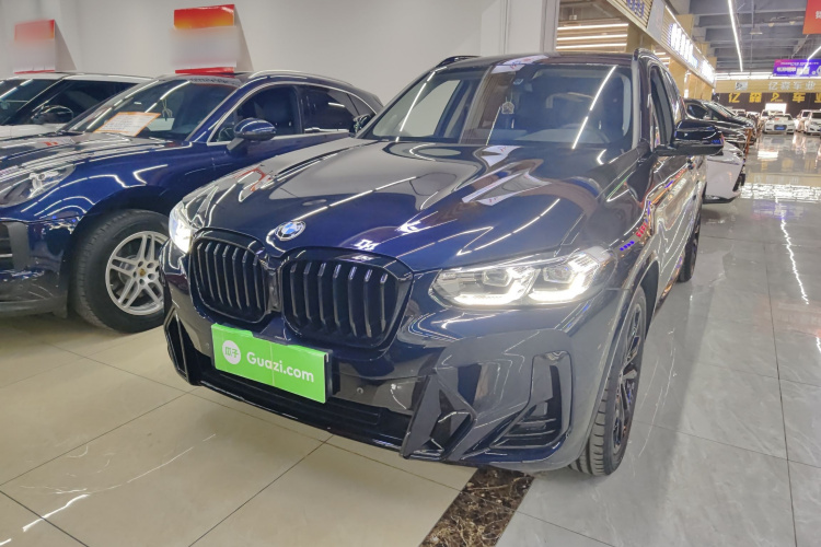 宝马X3 2023款 改款 xDrive30i 领先型 M曜夜套装车身外观1