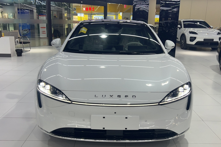 鸿蒙智行 智界S7 2024款 Pro车身外观6001