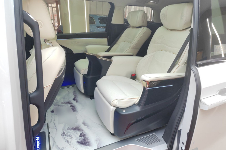 广汽传祺 传祺E9 2023款 E9 MAX中控内饰21