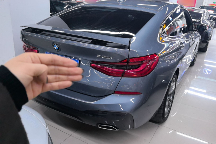 宝马6系GT 2019款 630i M运动套装车身外观6004