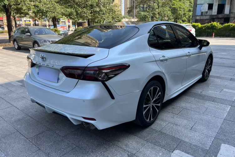 丰田 凯美瑞 2019款 2.5S 锋尚版 国VI车身外观6008