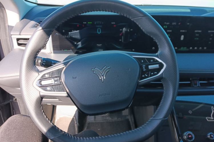 哪吒汽车 哪吒U 2021款 Pro 400 巡航版局部细节13