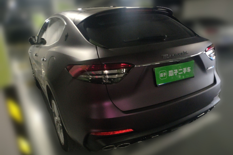 玛莎拉蒂 Levante 2022款 3.0T Modena车身外观5