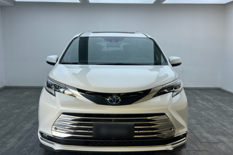 丰田 赛那SIENNA 2023款 2.5L混动 铂金版车身外观6004