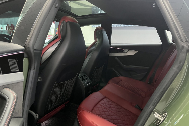 奥迪S5 2020款 S5 3.0T Sportback中控内饰7004