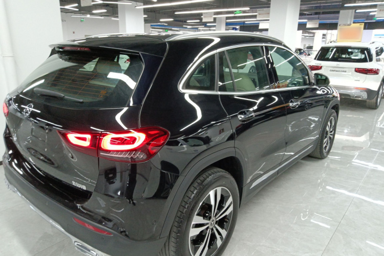 奔驰GLA 2020款 GLA 200车身外观7