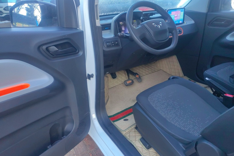 五菱汽车 宏光MINIEV 2020款 自在款 三元锂中控内饰20