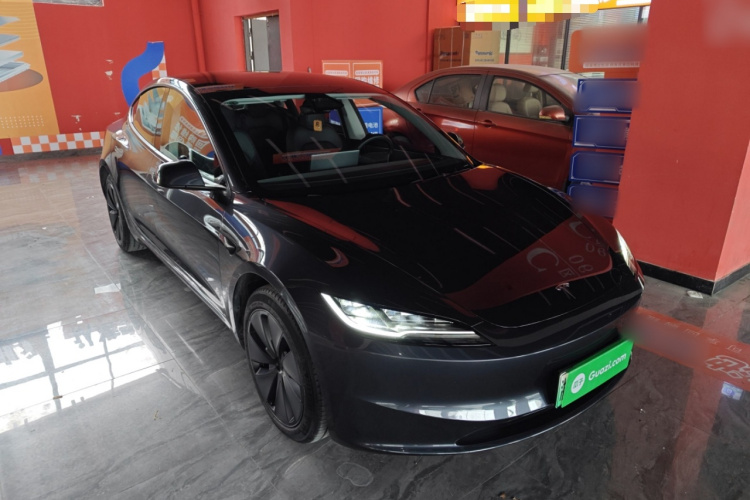 特斯拉 Model 3 2023款 后轮驱动版车身外观6002