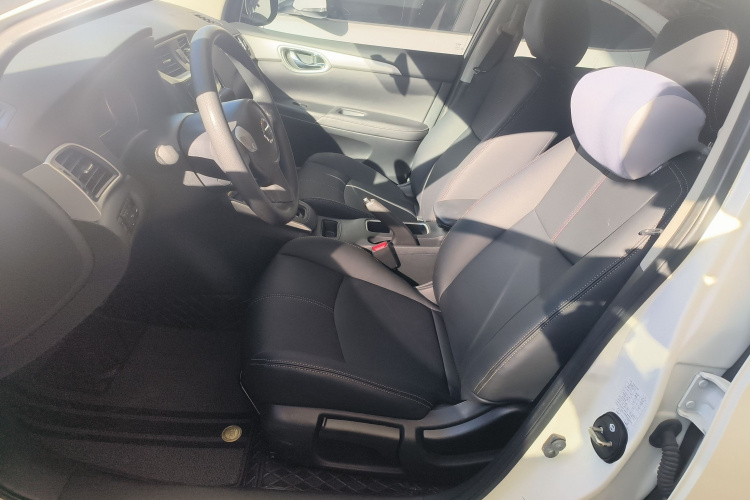 日产 轩逸 2024款 经典 1.6XE CVT舒适版局部细节19