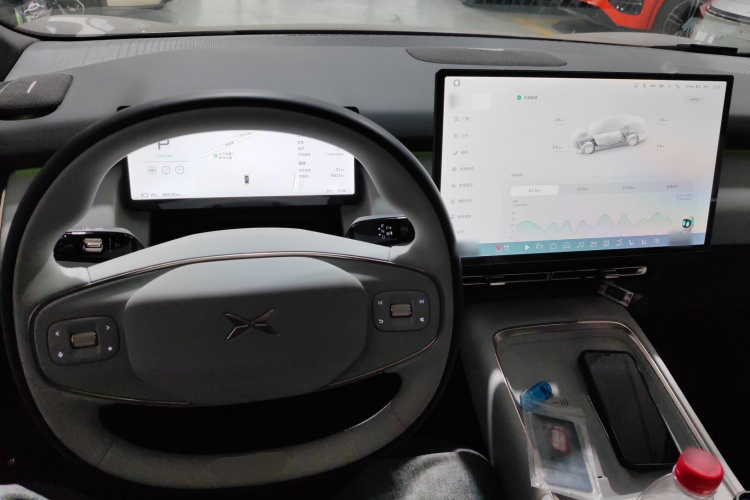 小鹏P7+ 2024款 长续航 Max局部细节13