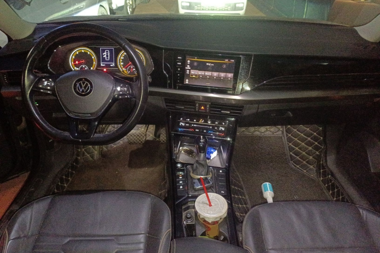 大众 帕萨特 2020款 改款 330TSI 精英版 国VI中控内饰12