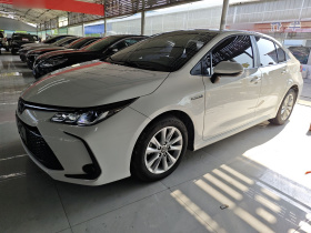 丰田 卡罗拉 2023款 1.8L 智能电混双擎 精英版