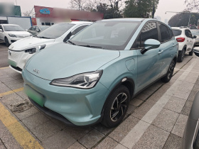 哪吒汽车 哪吒V 2022款 潮 400 Lite