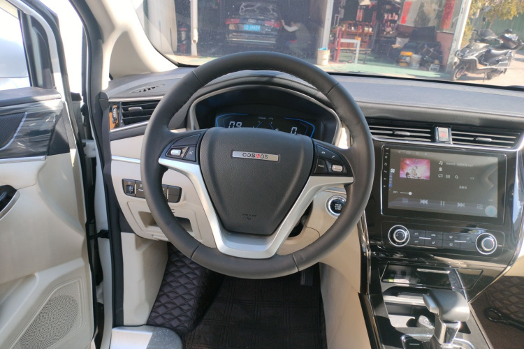 长安欧尚科尚 2022款 1.5T 自动商务型局部细节13