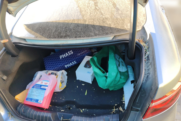 捷豹XFL 2021款 XFL 2.0T P250 两驱尊享豪华版中控内饰23