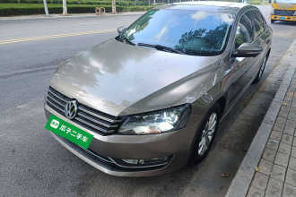 大众 帕萨特 2015款 1.8TSI DSG尊荣版