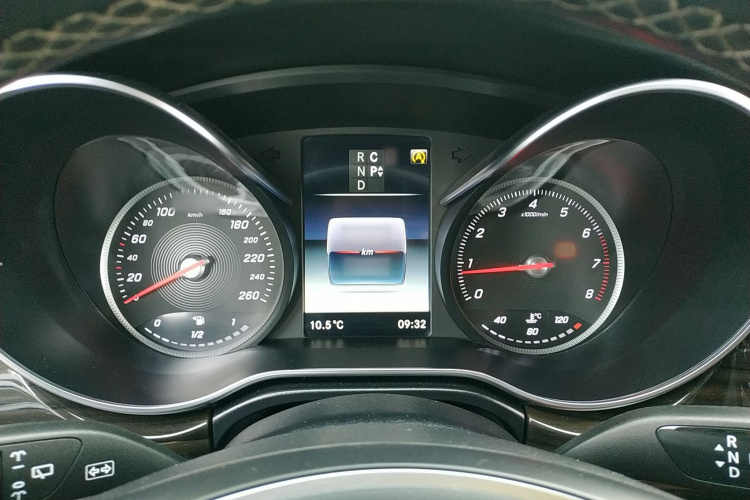 奔驰V级 2018款 V 260 领航版 国VI局部细节14