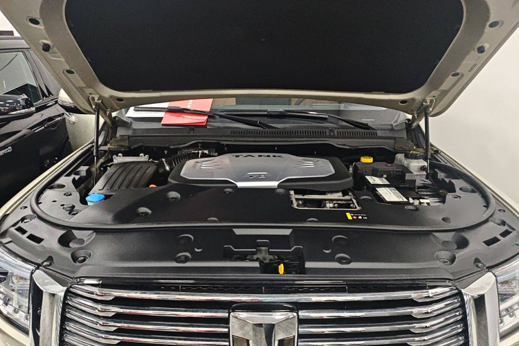 坦克500 2022款 3.0T 商务版 造境型 5座机舱底盘24