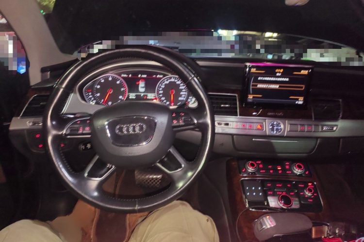 奥迪A8 2013款 A8L 45 TFSI quattro舒适型局部细节13