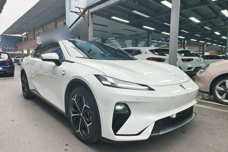 深蓝汽车 深蓝L07 2025款 230Max  深蓝智驾AD PRO增程版车身外观6005