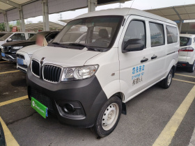 金杯 小海狮X30 2021款 1.5L 标准型中央空调EPS版客车国VI SWC15M