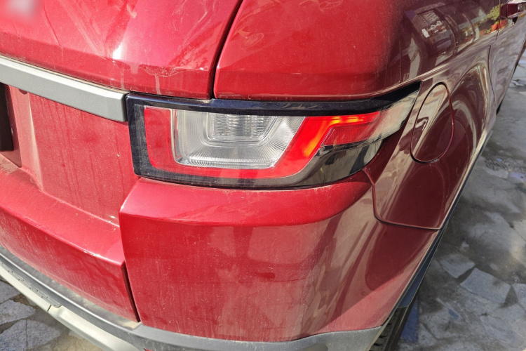 路虎 揽胜极光 2018款 240PS SE 智耀版车身外观9