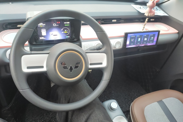 五菱汽车 宏光MINIEV 2022款 GAMEBOY 200km 玩乐款 磷酸铁锂中控内饰12