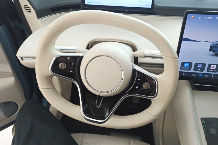 鸿蒙智行 智界R7 2024款 纯电 736km UItra中控内饰13