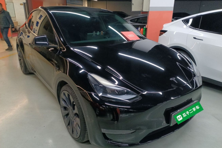特斯拉 Model Y 2022款 Performance高性能全轮驱动版车身外观6002
