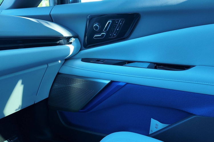 凯迪拉克 IQ傲歌 2024款 标准续航版中控内饰7009