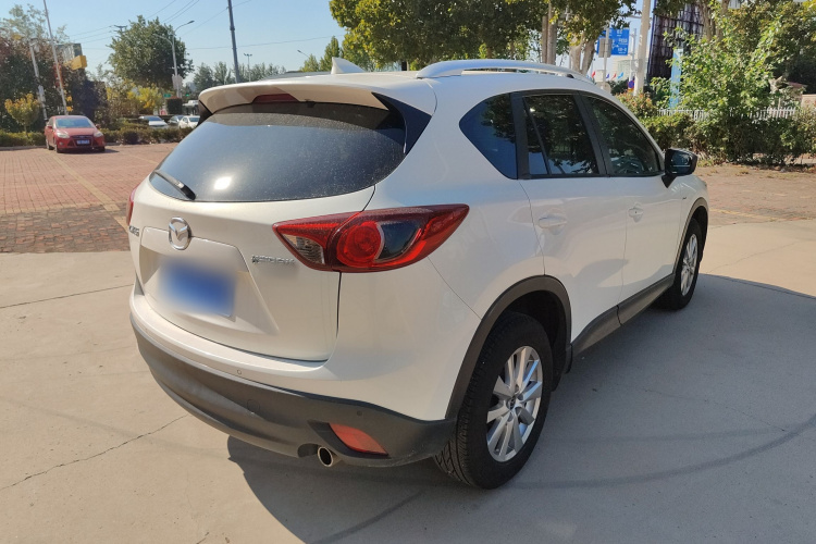 马自达CX-5 2015款 2.0L 自动四驱豪华型车身外观7