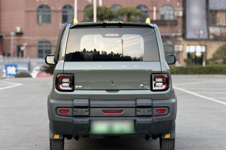 吉利银河 2025款 210km 熊猫骑士车身外观6006