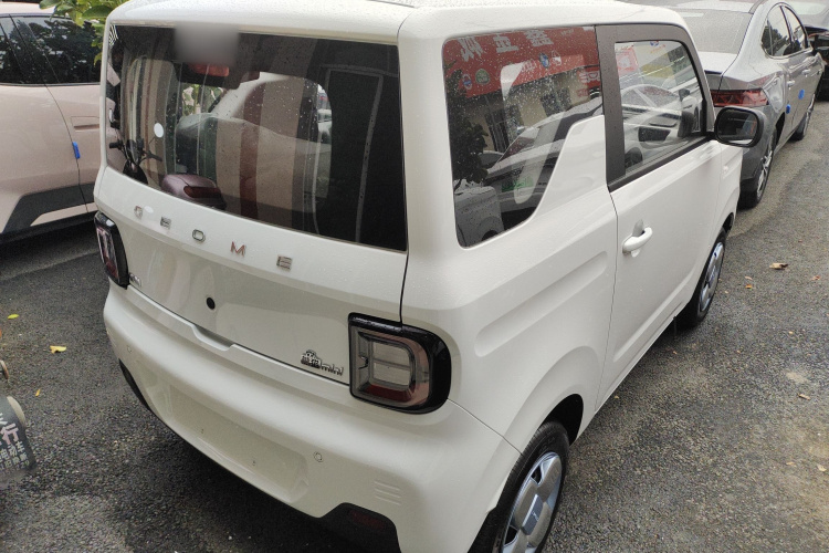 吉利银河 2024款 熊猫mini 200km 耐力熊车身外观7