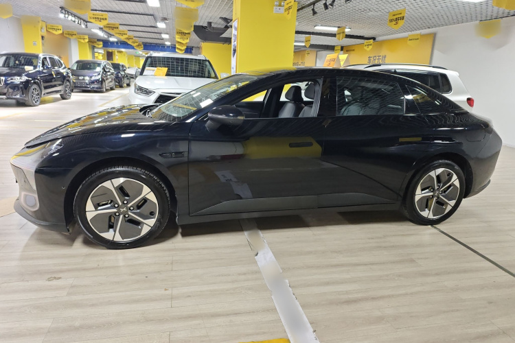 小鹏MONA M03 2024款 515 长续航车身外观4