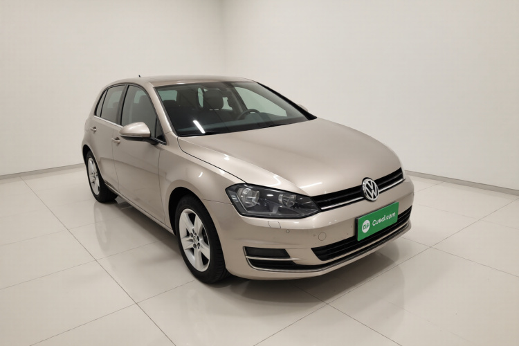 大众 高尔夫 2015款 1.4TSI 自动舒适型车身外观3