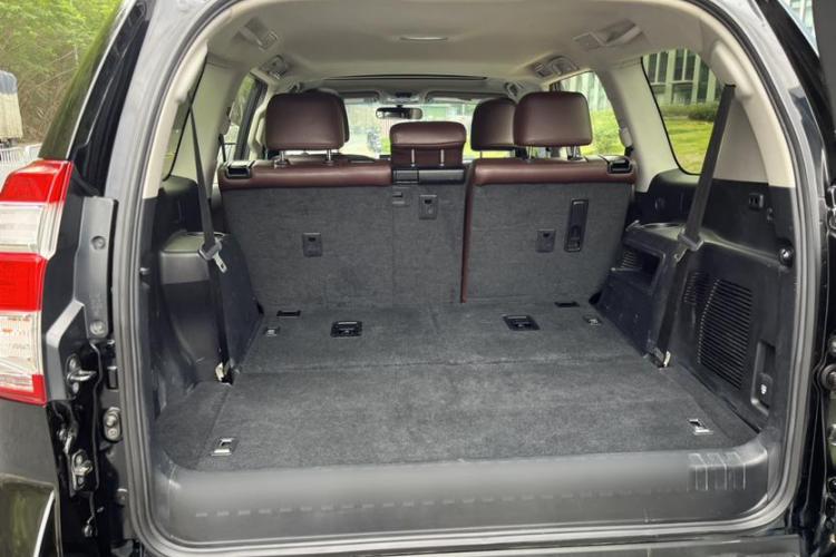 丰田 普拉多（平行进口）中控内饰7009