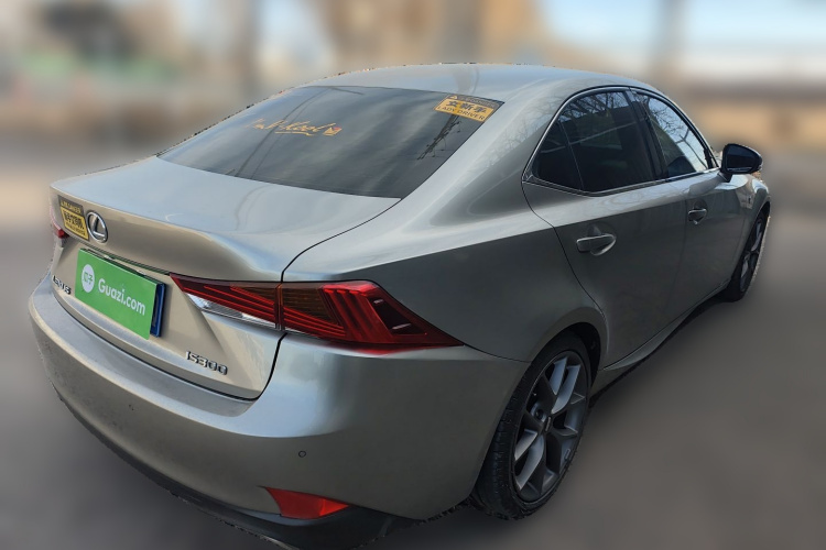 雷克萨斯IS 2017款 300 F SPORT版车身外观6005