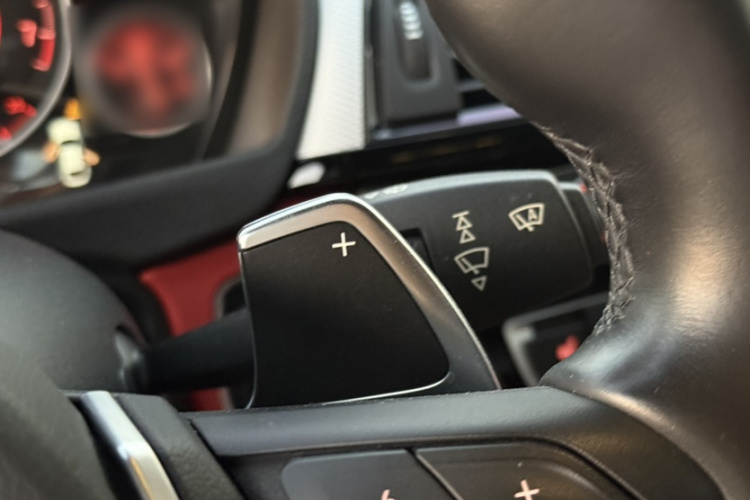 宝马4系 2016款 430i Gran Coupe M运动型中控内饰7007