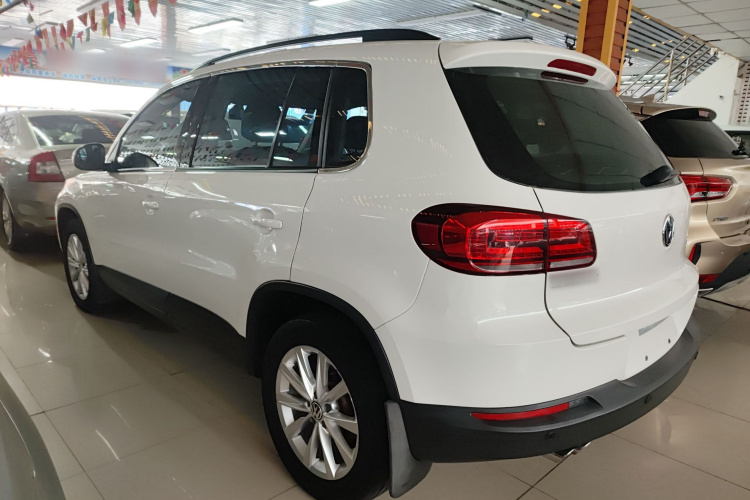 大众 途观 2016款 300TSI 自动两驱舒适版车身外观6003