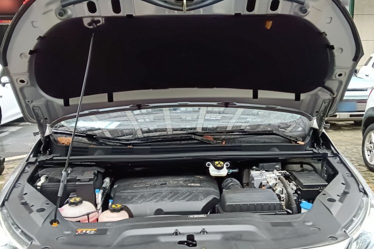 吉利汽车 嘉际新能源 2022款 1.5TD PHEV 白金尊贵型局部细节24